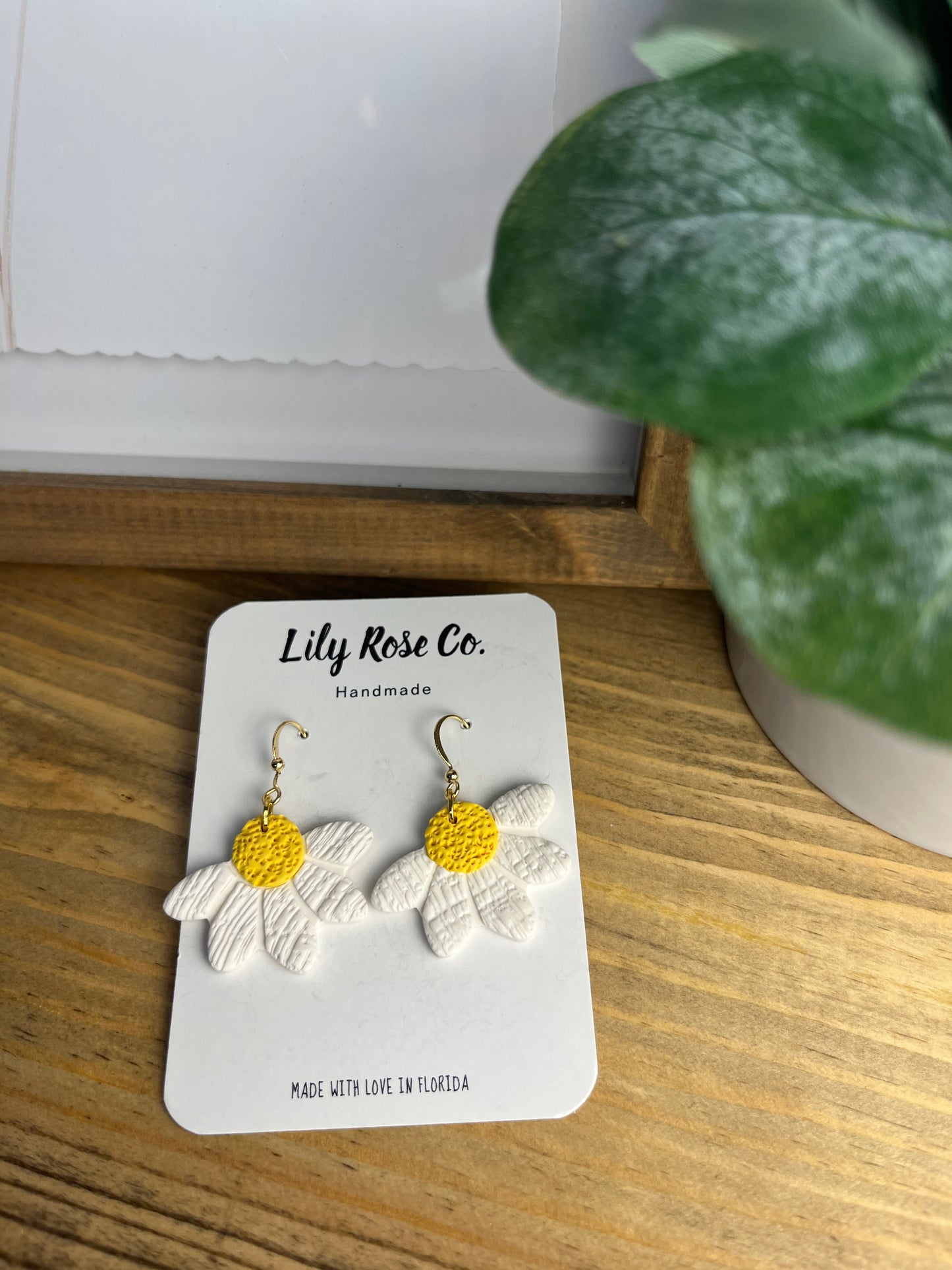 The Daisy Mae Dangles