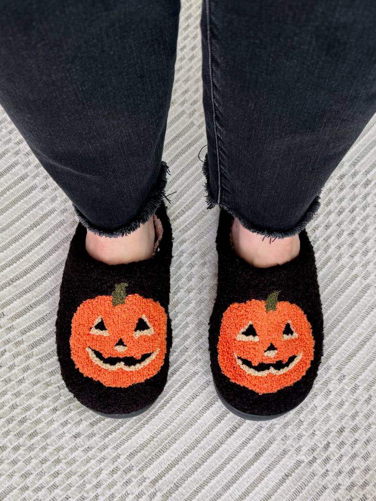 The Julianna Jack-O’-Lantern Slippers (Multiple colors)