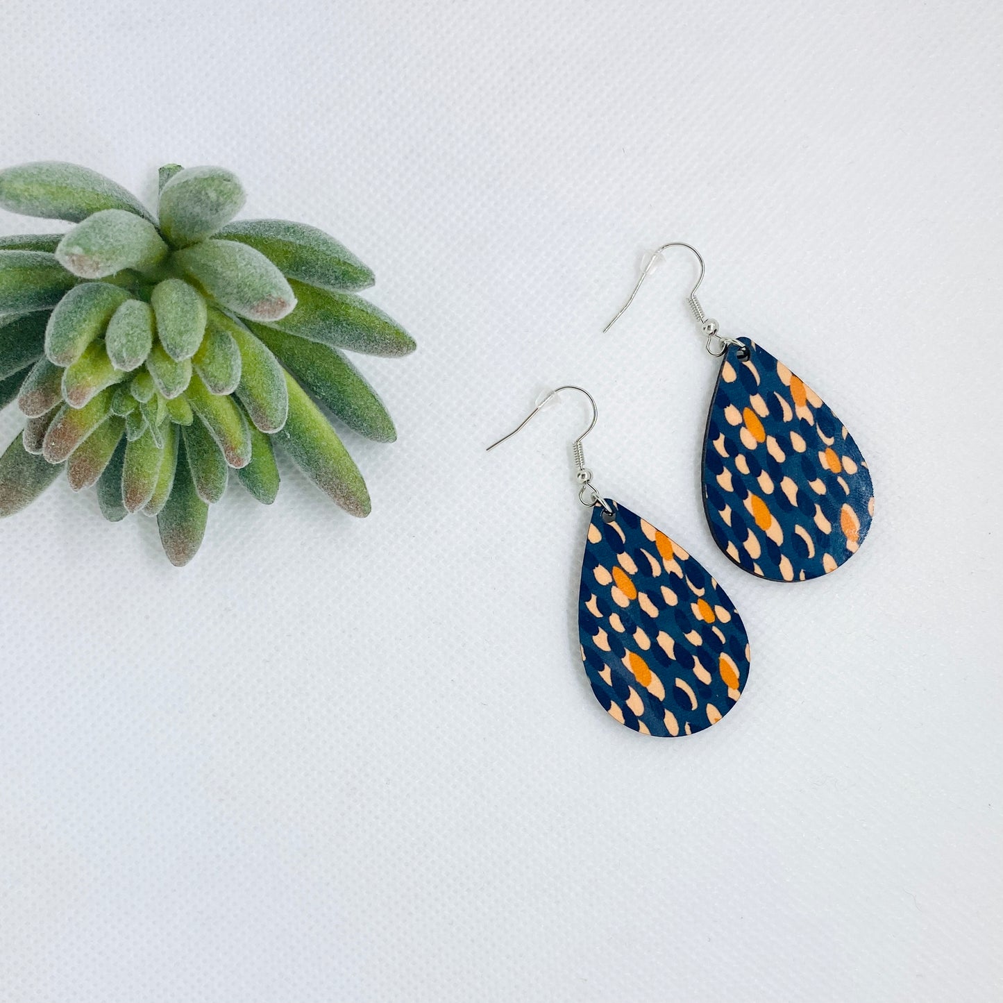 Retro Raindrops Teardrop Earrings